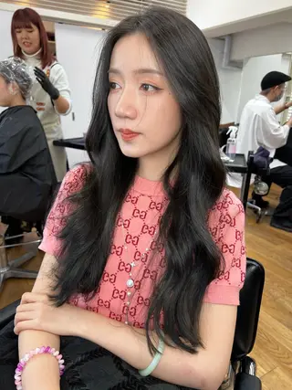 ロング 🇨🇳ワンホンヘア 下田鉄也のヘアスタイル