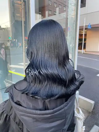 ロング カラー サロウィン渋谷宇田川店所属・ハッシュカット/レイ ヤーカットArataのヘアスタイル