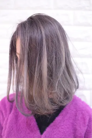 カラー ハイトーンカラー RYUのヘアスタイル