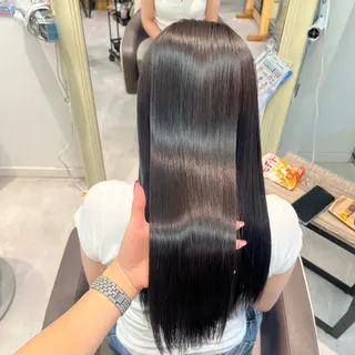 パーマ 晶／艶髪カラー ／トリートメントのヘアスタイル
