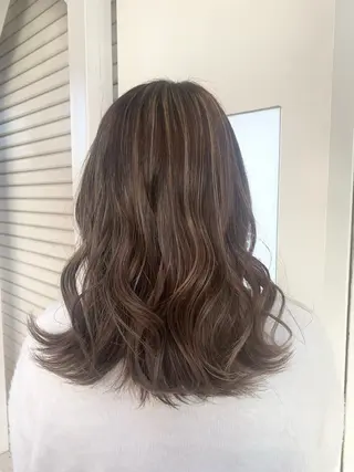 ミディアム 透明感カラー /Kanon️🫧のヘアスタイル