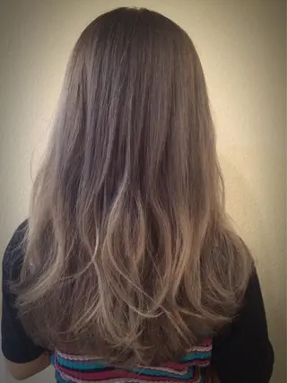 カラー 龍 門のヘアスタイル