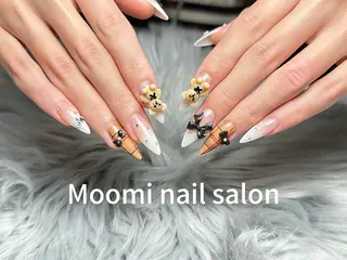 ロング Moomi あずりのネイルデザイン