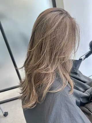 ロング カラー 宮永 智香のヘアスタイル
