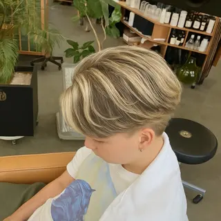 ミディアム カラー メンズ hair Glunge Plus（ヘアーグランジ プラス）所属・Glunge 青木聖斗のヘアスタイル