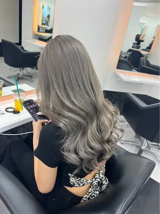 ロング カラー 【ALEAP】 𝐇𝐀𝐊𝐔のヘアスタイル