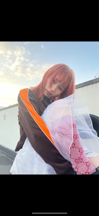 ミディアム カラー tomo🍒パーマ ハイトーン似合わせのヘアスタイル