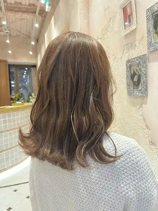 ミディアム カラー 川井麻由🎀アイドル 量産🎀ピンクカラーのヘアスタイル