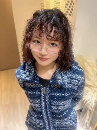 ミディアム パーマ ramphy 加藤 美羽のヘアスタイル