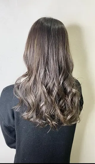 セミロング トップスタイリスト 江口 稜亮のヘアスタイル