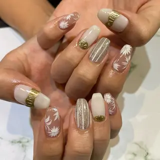 ネイル 糀屋 彩奈のネイルデザイン