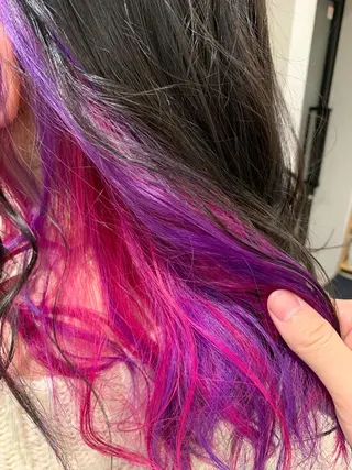 ロング カラー 松吉 純平のヘアスタイル