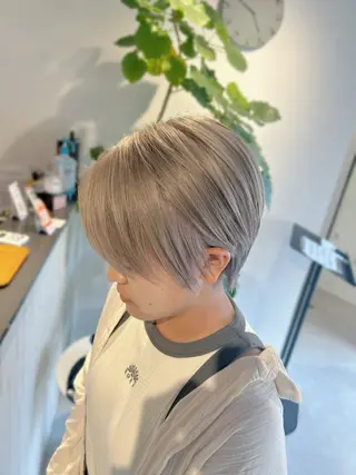 ショート 💎韓国カラー Giness坂下巧のヘアスタイル