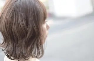 ミディアム カラー BeNCH所属・坂本 達彦のヘアスタイル