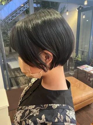 ショート カラー パーマ ヘアアレンジ 🪽艶感× hair ｜kazaneのヘアスタイル