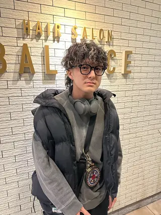 ショート パーマ 三宅 壱輝のヘアスタイル
