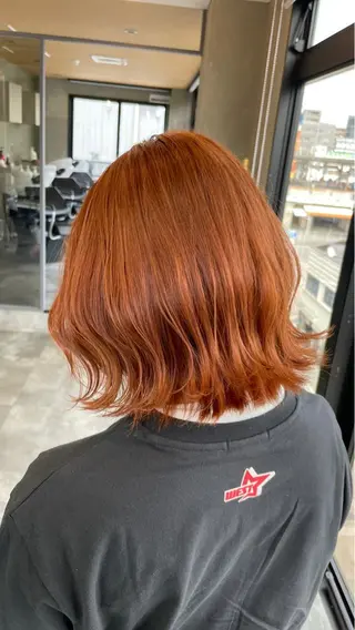 カラー 児嶋 結衣のヘアスタイル