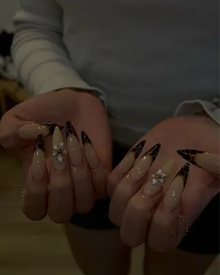 ネイル Nes.Nail所属・Miyagi Asamiのネイルデザイン