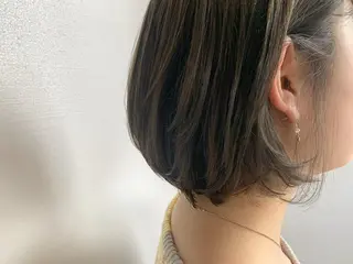 ショート カラー 【Uneユヌ】菊地 春那のヘアスタイル