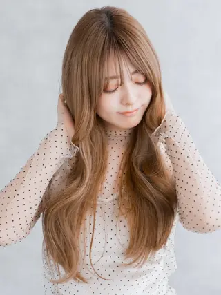 ロング Eleanor枚方店 店長　飛鳥　薫のヘアスタイル