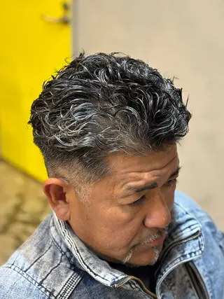 ショート パーマ メンズ ユウト 【メンズ限定】のヘアスタイル