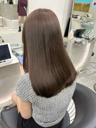 セミロング カラー ヘアアレンジ ふみか🎀 ベージュカラーのヘアスタイル