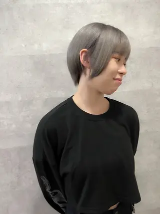 ショート カラー Grow by NYNY 坂本 理輝のヘアスタイル