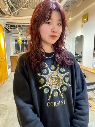 セミロング カラー パーマ レイヤー／似合わせ TAKUYAのヘアスタイル