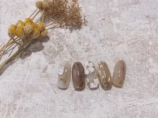 ネイル ViLL 新小岩のネイルデザイン