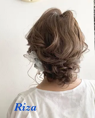 ヘアアレンジ HAIR MAKE Riza所属・谷口 弥生のヘアスタイル