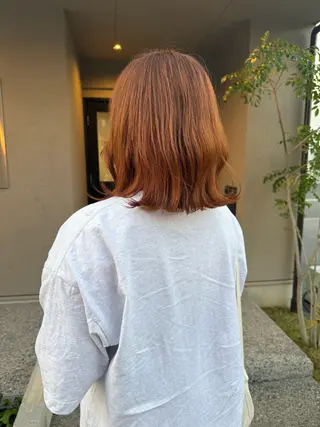 ミディアム カラー 野林 夏帆のヘアスタイル