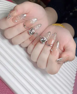 ネイル Minette Nailのネイルデザイン