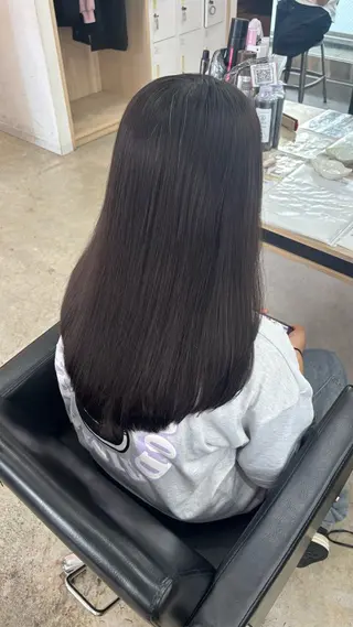 ロング パーマ 🪽髪質改善ストレー ト🤍美羽🤍のヘアスタイル