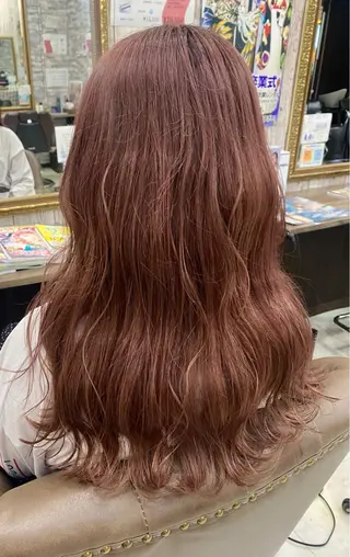 セミロング 土屋朱理/ ハイトーンカラーのヘアスタイル