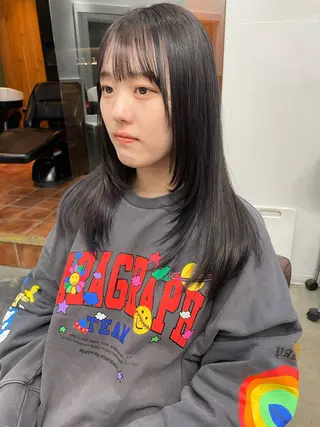 セミロング カラー RIN／韓国ヘア レイヤーカットのヘアスタイル