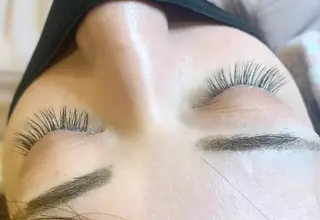 マツエク・マツパ GLITTER NAILS高速長田のマツエク・マツパデザイン