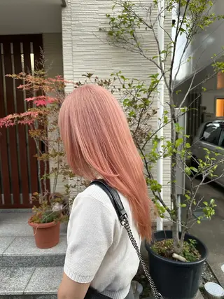 セミロング 🌼人生初ブリーチ/ ハイトーン🫧あずみのヘアスタイル