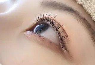 マツエク・マツパ nuna池袋 mokaのマツエク・マツパデザイン