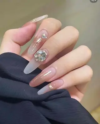 ネイル VIVIAN リサのネイルデザイン