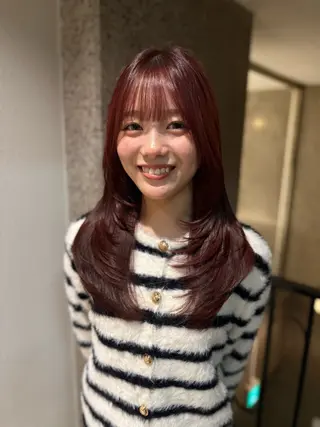 セミロング ミカ/名駅/レイヤー /ブリーチなしカラーのヘアスタイル