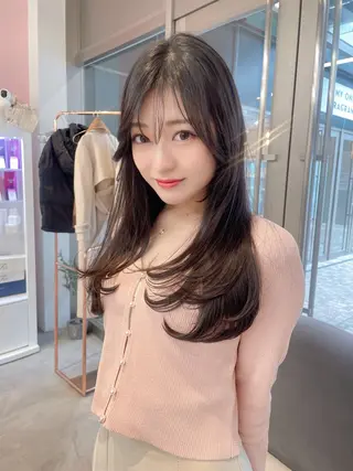 ロング ムラ修正ブリーチ 山田眞之介のヘアスタイル