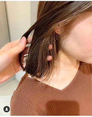 ミディアム カラー 船津 佳奈美のヘアスタイル