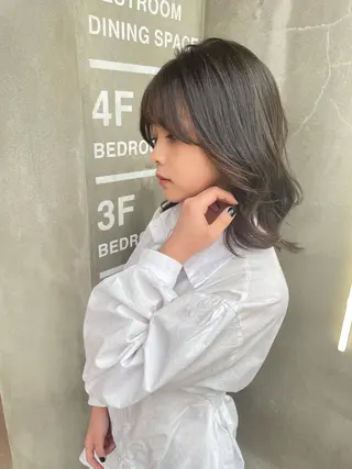 ミディアム カラー 冨木 雄斗のヘアスタイル