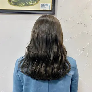 セミロング 脇田 杏菜のヘアスタイル