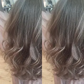 セミロング Zina SAKIのヘアスタイル