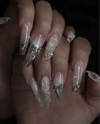 ネイル Haluca 長さ出し🍀のネイルデザイン