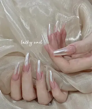 ネイル Lucky nail  小林和希のネイルデザイン