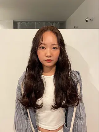 カラー 松室 伶奈 パーマモデル募集中のヘアスタイル