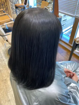 カラー 新宿/レイヤー 顔周りカット溝手優太のヘアスタイル