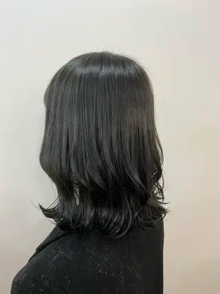 セミロング カラー 藤野 陵平のヘアスタイル